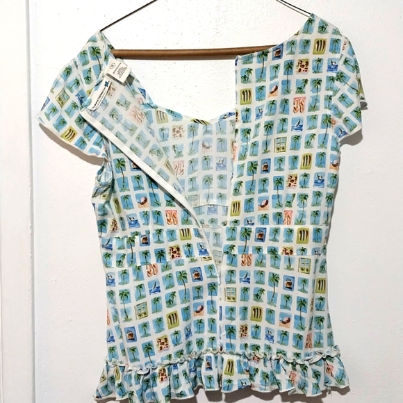 Weekend Clothes line Blouse - Picture 2 of 4